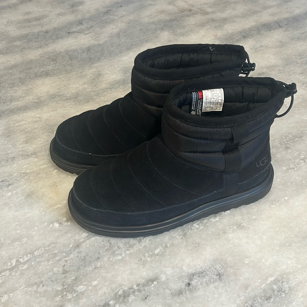 Men’s black waterproof uggs